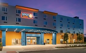 SPOT X Hotel - Orlando
